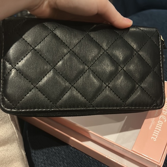 🆕Juicy Couture Wallet - Picture 2 of 5